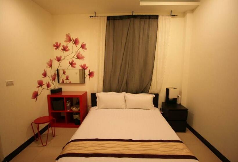 اتاق استاندارد, He Feng Xiao Zhu