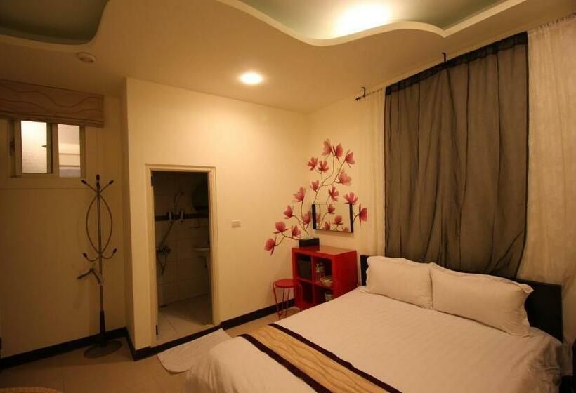 اتاق استاندارد, He Feng Xiao Zhu