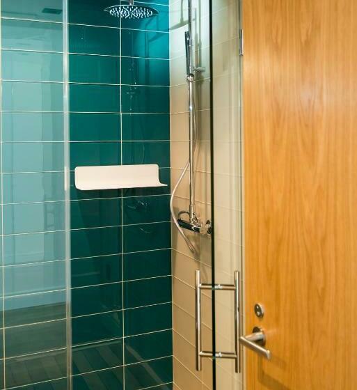 غرفة سوبيريور سرير كينج, 250 Main