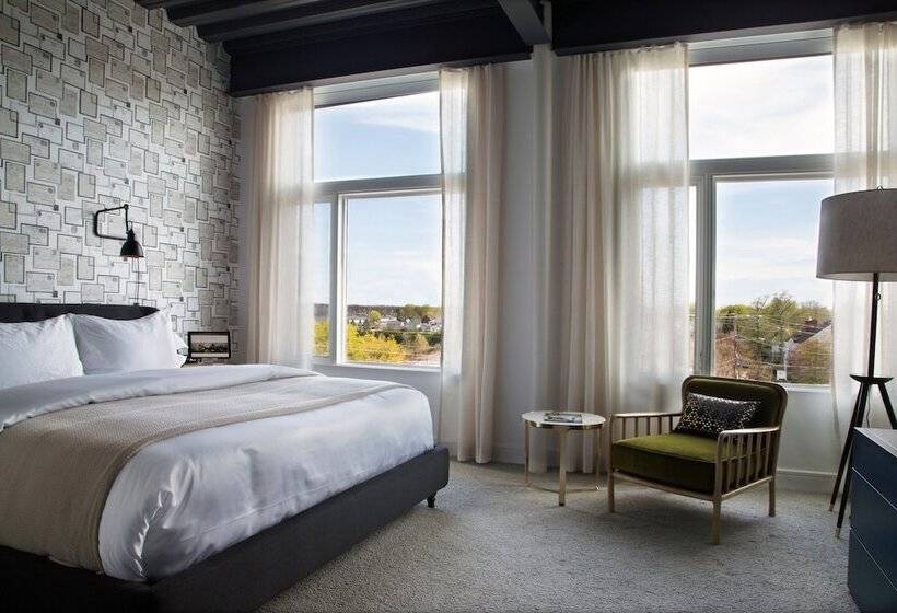 غرفة قياسية سرير كينج, 250 Main