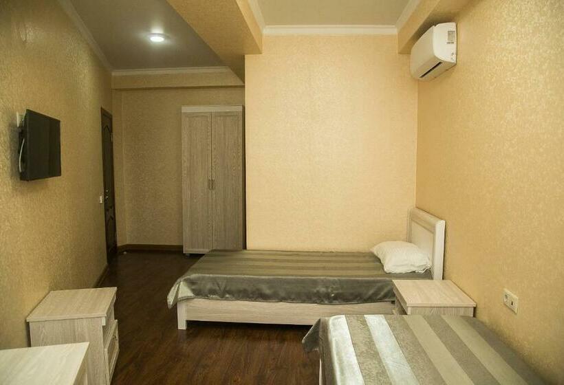 اتاق استاندارد, Gega