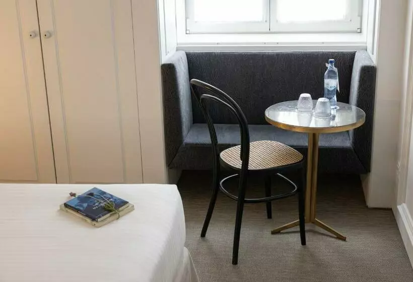 Quarto standard, Lisboa Pessoa