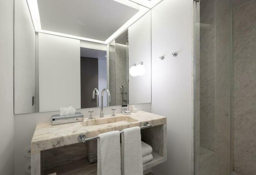 Quarto standard, Lisboa Pessoa