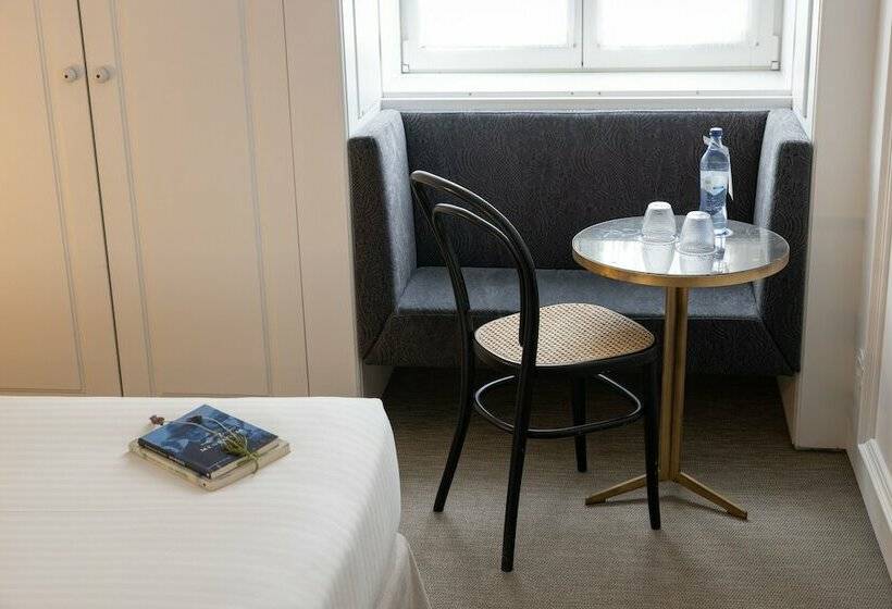 Quarto standard, Lisboa Pessoa