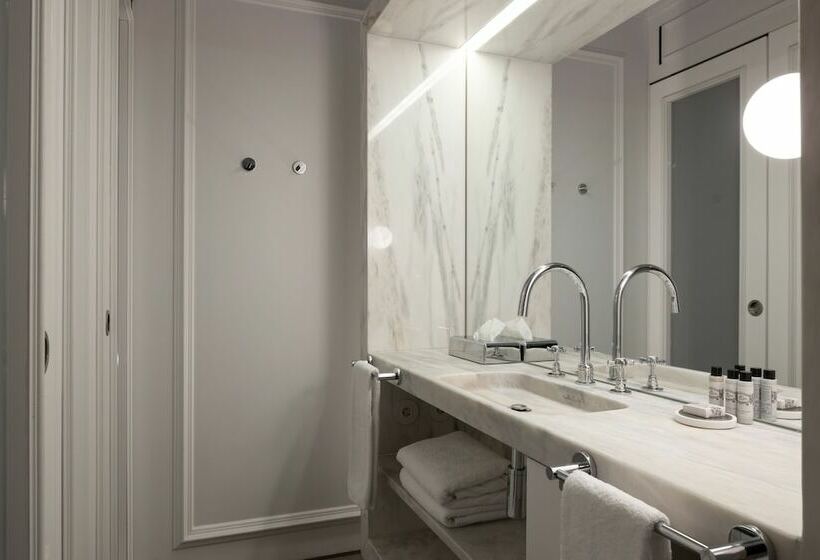 Quarto standard, Lisboa Pessoa