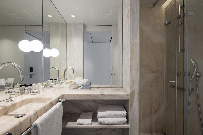 اتاق عادی, Lisboa Pessoa