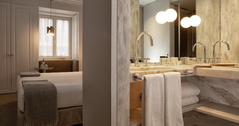 Quarto Basic, Lisboa Pessoa