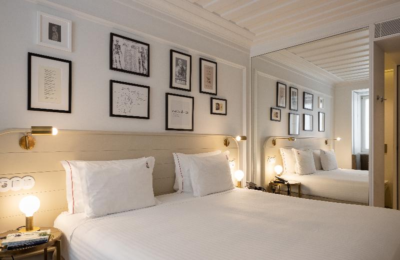 اتاق عادی, Lisboa Pessoa