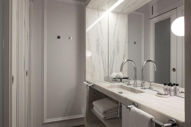 Quarto standard, Lisboa Pessoa