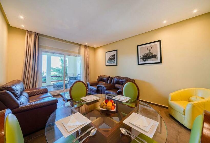 آپارتمان 2 خوابه با چشم‌انداز دریا, Mnar Castle