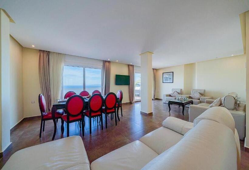 Apartamento 4 Quartos, Mnar Castle