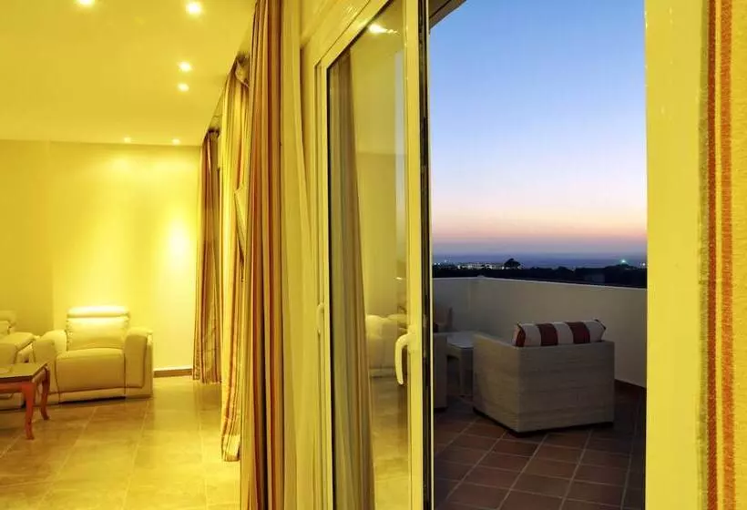 4 Bedroom Apartment