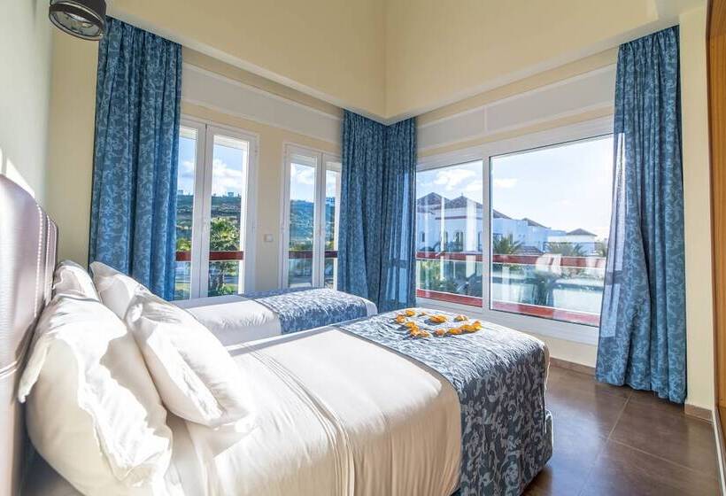 آپارتمان 2 خوابه با چشم‌انداز دریا, Mnar Castle