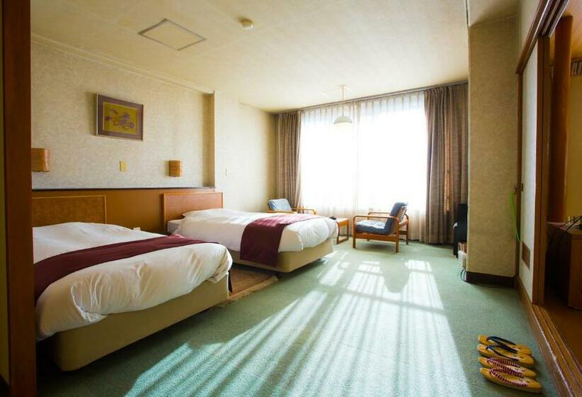 اتاق استاندارد با چشمانداز باغ, Sekitei