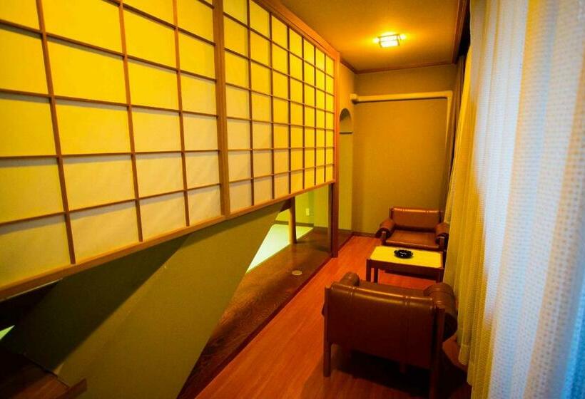 اتاق سوپریور, Sekitei