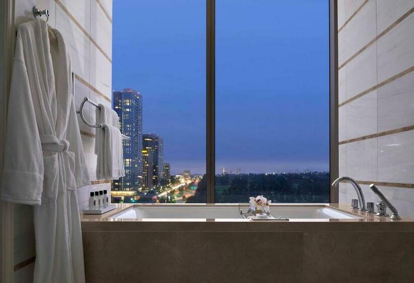 Полулюкс Повышенной Комфортности, Waldorf Astoria Beverly Hills