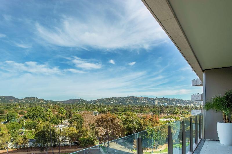 수피리어 스위트, Waldorf Astoria Beverly Hills
