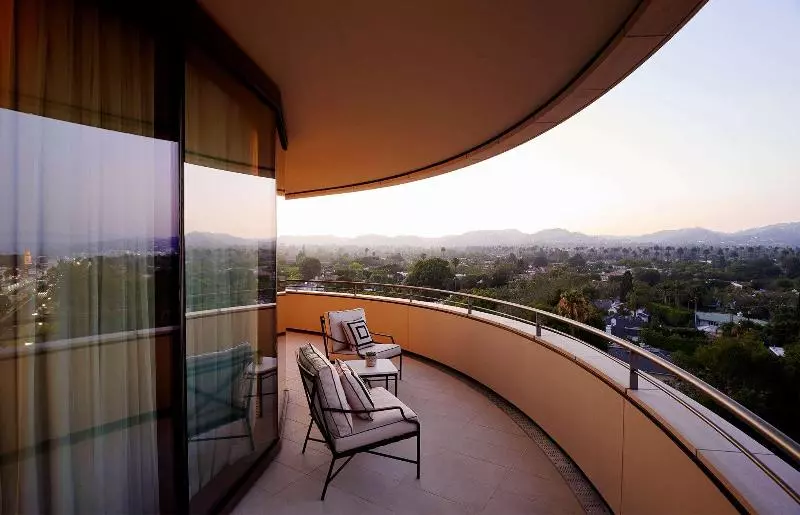 景色の見えるスイートルーム, Waldorf Astoria Beverly Hills