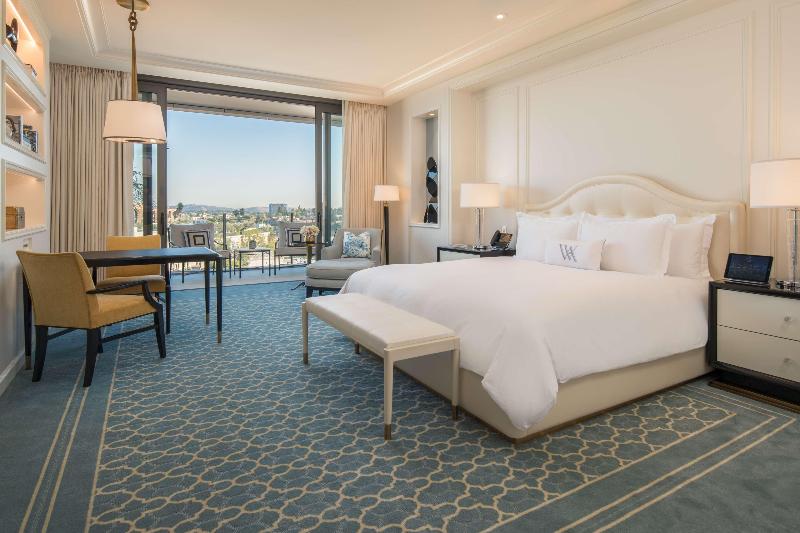 스탠다드 룸 킹사이즈 침대, Waldorf Astoria Beverly Hills