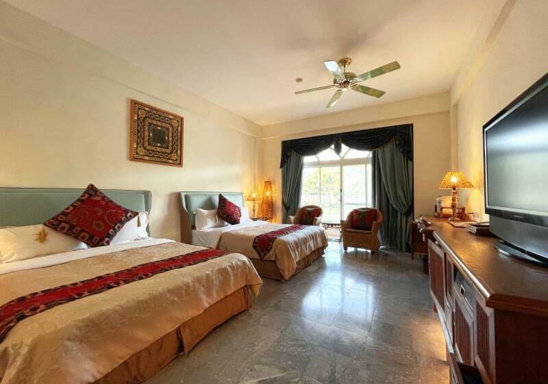 اتاق استاندارد چهار تخته, Swan Lake Villa Resort