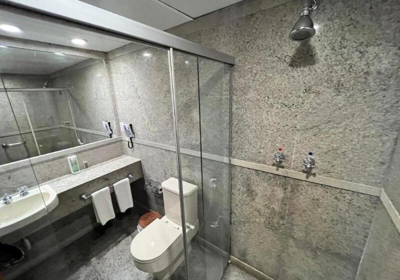 اتاق استاندارد با چشمانداز دریاچه, Swan Lake Villa Resort