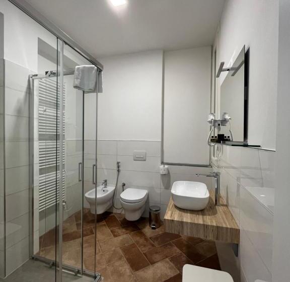 غرفة قياسية مطلّة علي الحديقة, Affittacamere San Mamante