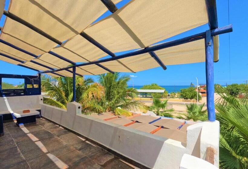 Номер Стандарт с Террасой, Selenes Hostel