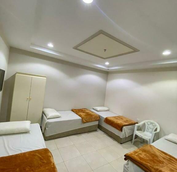 四人标准间, فندق كوثر الضيافة