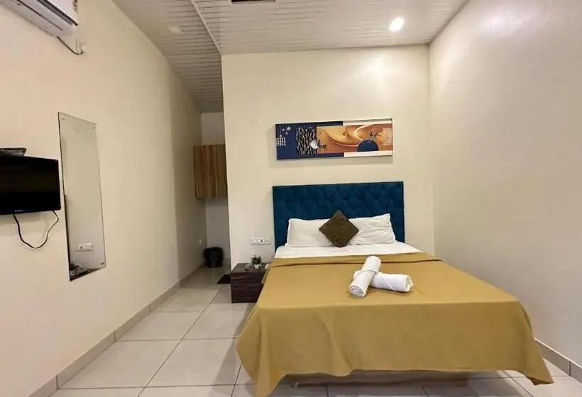 バルコニー付きデラックスルーム, Hrishivan Resort Nagaon