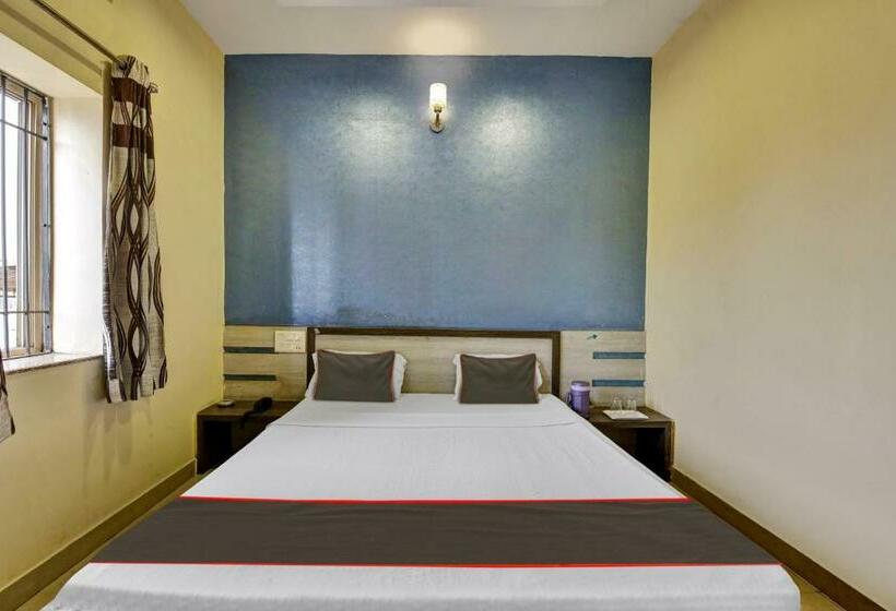 トリプルクラシックルーム, Collection O Hotel City Park