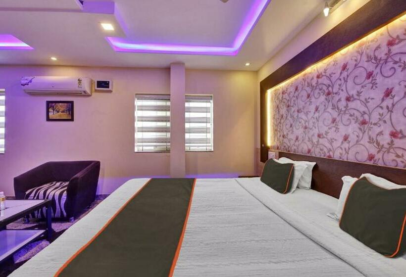 トリプルクラシックルーム, Collection O Hotel City Park