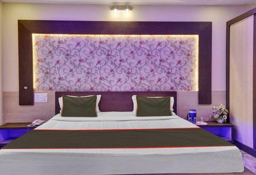 トリプルクラシックルーム, Collection O Hotel City Park