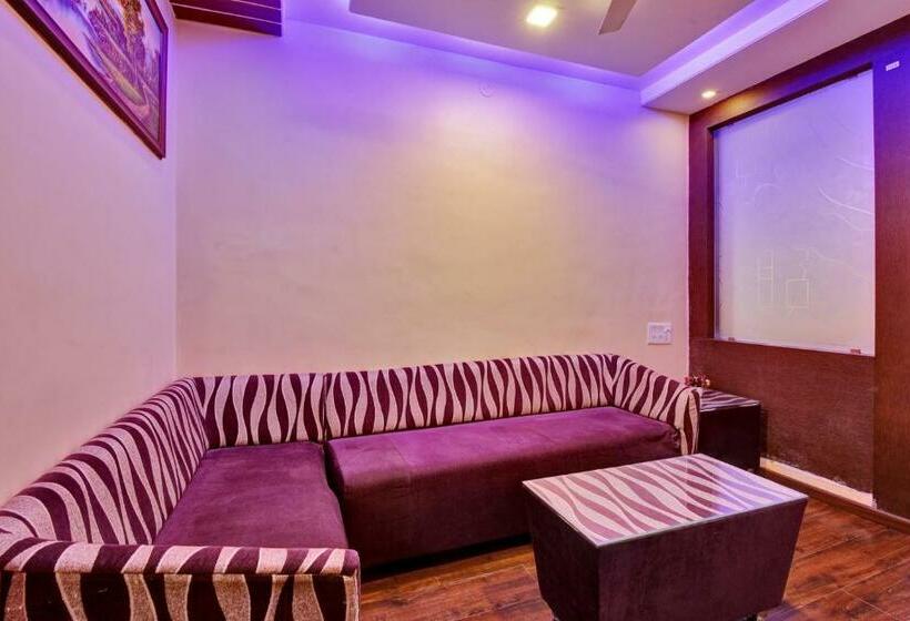 トリプルクラシックルーム, Collection O Hotel City Park