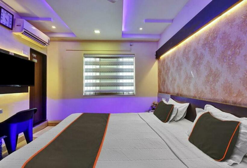 トリプルクラシックルーム, Collection O Hotel City Park