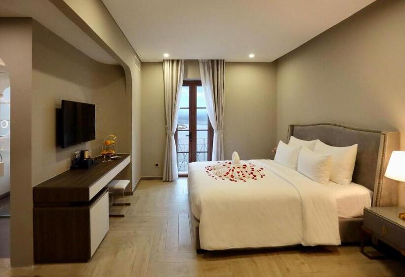اتاق استاندارد با تخت بزرگ, Casepia