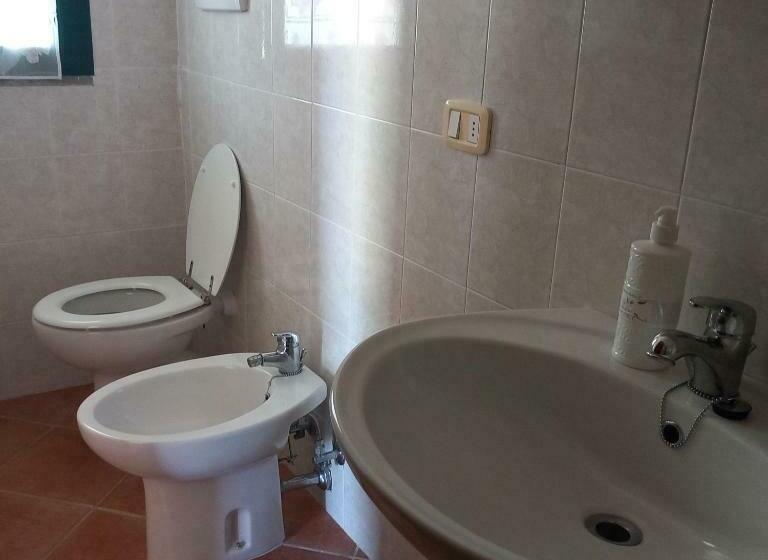 اتاق خانوادگی, Agriturismo La Martina