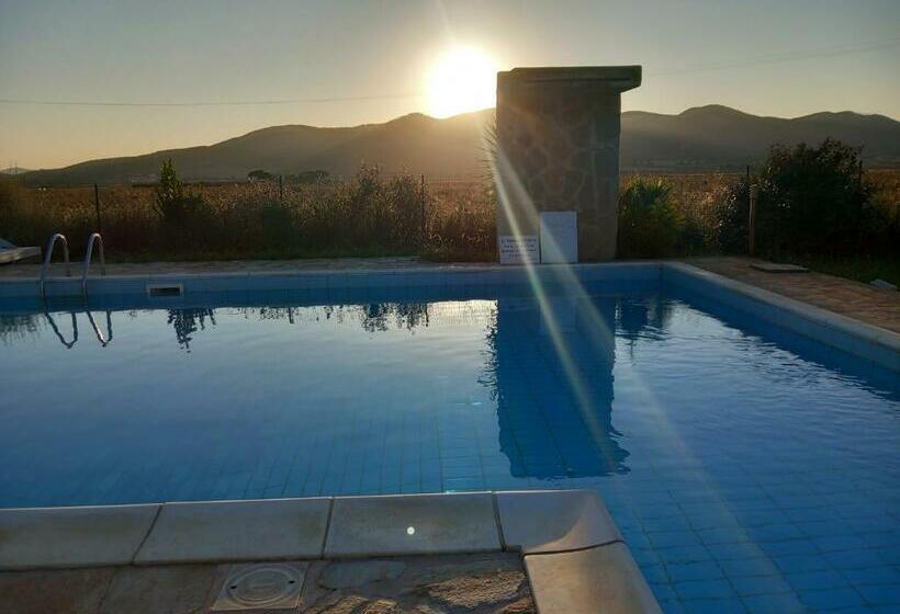 اتاق خانوادگی, Agriturismo La Martina