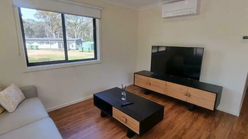デラックスファミリールーム, Wedderburn Caravan Park