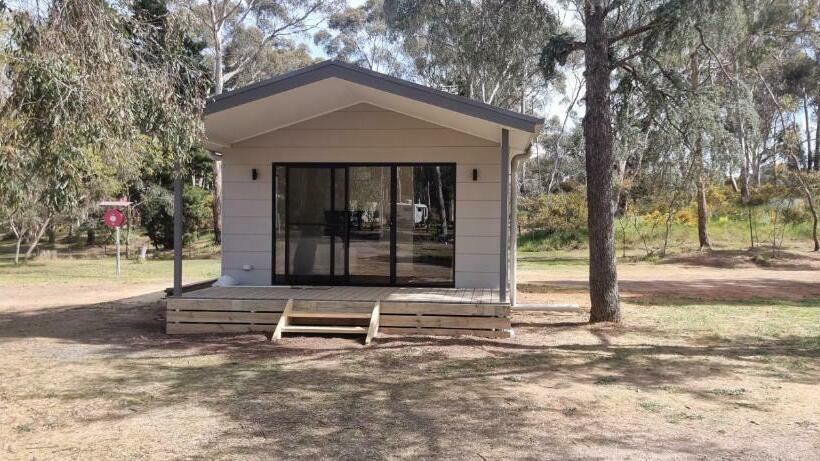 סוויטה משפחתית, Wedderburn Caravan Park