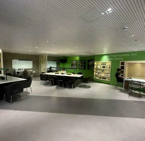 プールビュースタンダードステューディオ, Suzi S Place @ Green 2 Residences Free Wi Fi & Netflix