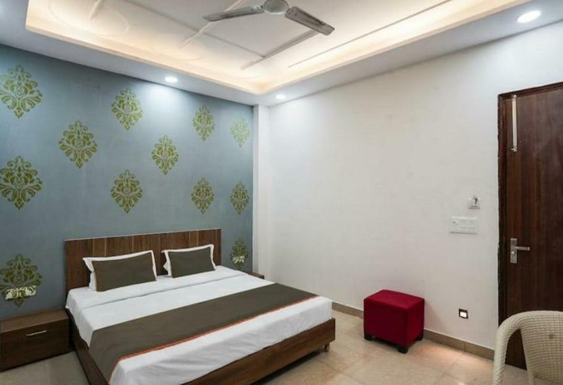 景色の見えるデラックスルーム, Aryan Greens