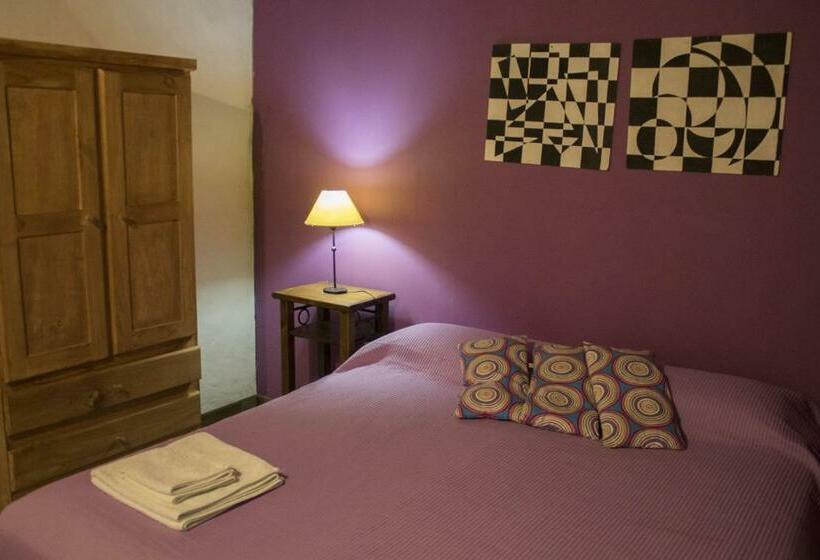 패밀리 방갈로, Las Lechuzas