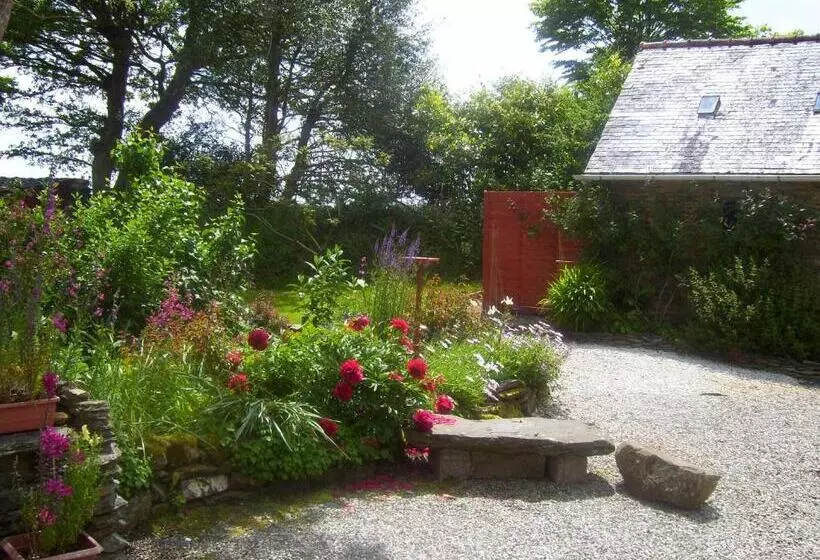 Capanna, Le Boterff Gites Et Camping