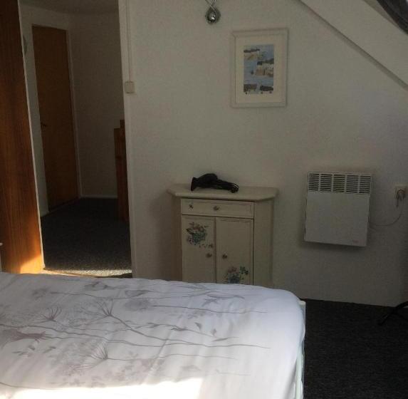 キャビン, Le Boterff Gites Et Camping