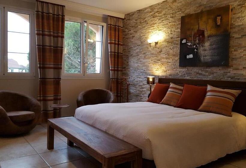 Люкс Вид на Бассейн, Le Mas Champenois