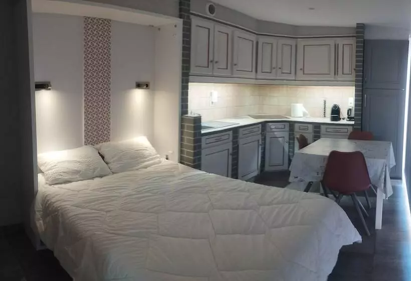 Villa 1 Makuuhuone, Le Mas Champenois