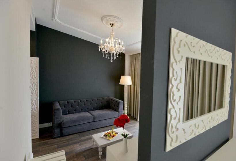 Люкс, Flower Hotels & Resorts