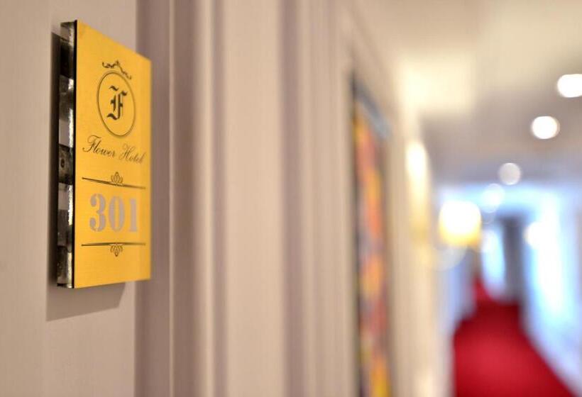 Трехместный Номер Стандарт с Балконом, Flower Hotels & Resorts