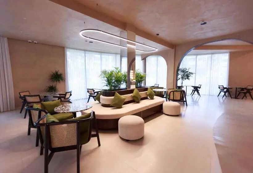 اتاق خانوادگی, Flower Hotels & Resorts