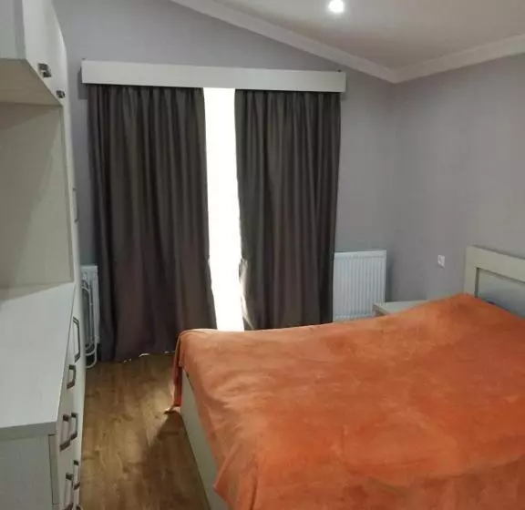 اتاق دوبلکس, Chalet Kokhta